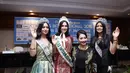 Bersama Puteri Indonesia, Miss International 2015 menyatakan sangat senang ketika bisa mengenal Indonesia beserta budayanya. Ditambah lagi respon masyarakat Indonesia yang sangat ramah dan bersahabat. (Andy Masela/Bintang.com)