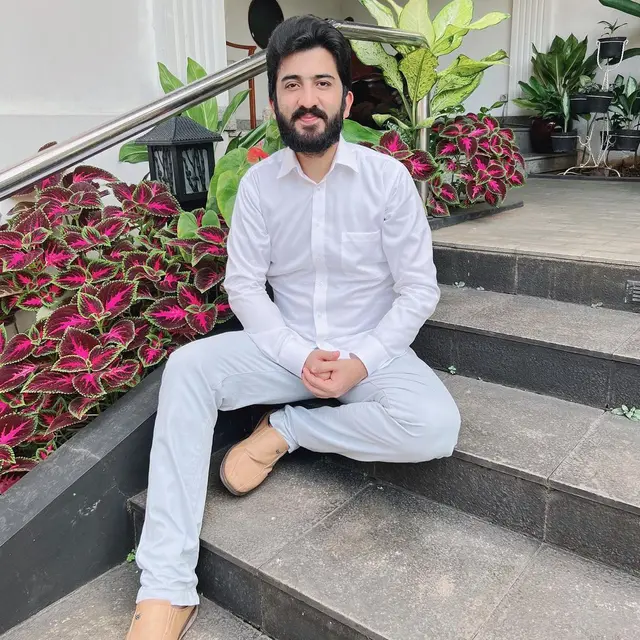 Atta Ul Karim. (Foto: Dok. Instagram @attaulkarim1)