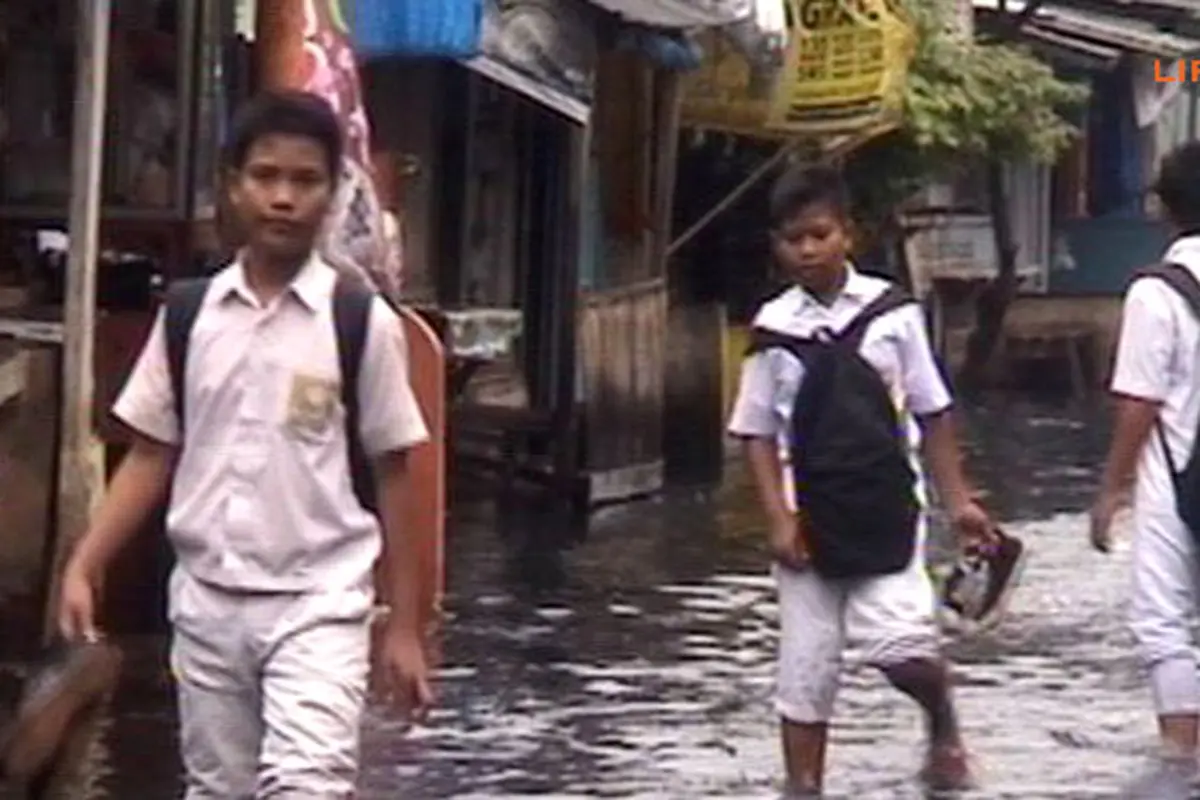 banjir-jkt-130722c.jpg