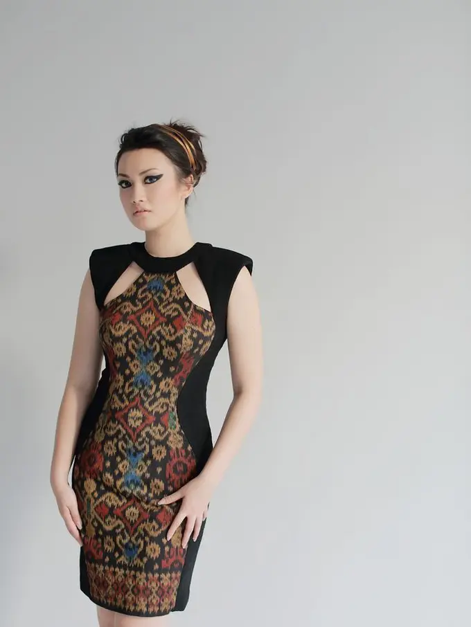 10 Inspirasi 'Dress' yang Bisa Kamu Pakai di Hari Batik Nasiona