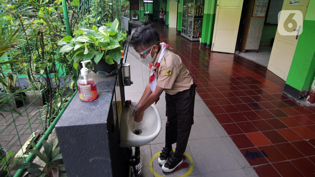 FOTO: Uji Coba Sekolah Tatap Muka di Jakarta