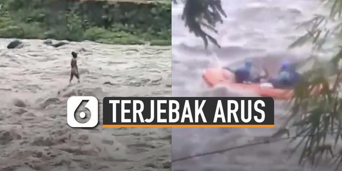 VIDEO: Aksi Heroik Penyelamatan Pemancing yang Terjebak Arus Sungai Deras