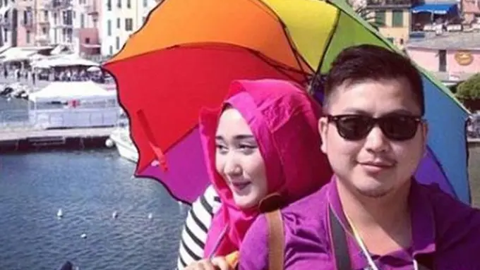 [Bintang] Dian Pelangi dan Tito Haris Prasetyo