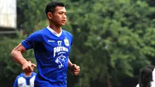 Striker Persib, Muchlis Hadi Ning Syaifulloh. (Bola.com/Muhammad Ginanjar)