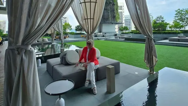 Syahrini Pasca Melahirkan 3 Bulan Bentuk Tubuh Kembali Normal. [@princessyahrini]