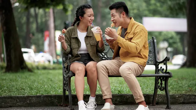 couple september perhatian