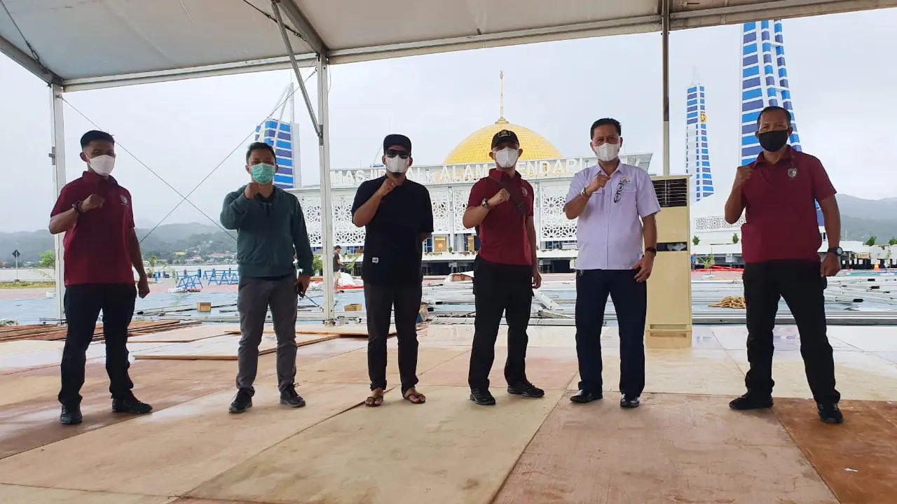 Paspampres meninjau lokasi Munas Kadin VIII di Kendari.(Liputan6.com/media center Munas Kadin)