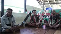 Kementerian ESDM mengunjungi Pos Jaga Kalilapar, Kecamatan Waris, Kabupaten Keerom, Papua.