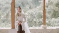 Model Kebaya Modern Pilihan BCL, Inspirasi Gaya Wanita Anggun dan Berkelas di Usia 40an