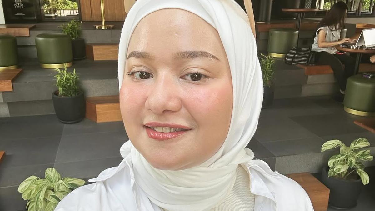 Artis Jehan Albert Fauzie Dulu Dikenal Sebagai Sissy Si Putri Duyung, Kini Geluti Bisnis Kecantikan