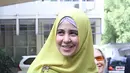 Bermain dalam sinetron religi tahun 2012 sialm, membuat Risty Tagor terinspirasi untuk menutup auratnya. Beruntung suaminya saat itu, Rifky Balweel, mendukung keputusannya. (Andy Masela/Bintang.com)