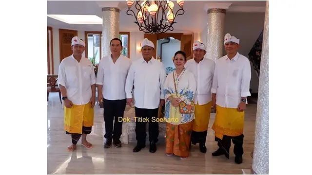 6 Potret Kebersamaan Prabowo dan Titiek Soeharto, Akrab Meski Sudah Bercerai