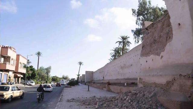 Struktur bangunan runtuh akibat gempa Maroko terkini. (AP/Mosa'ab Elshamy)