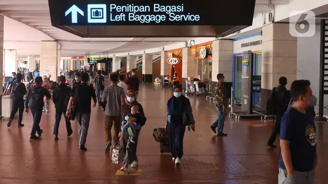 FOTO: Suasana Bandara Soetta Pasca Larangan Mudik Dicabut