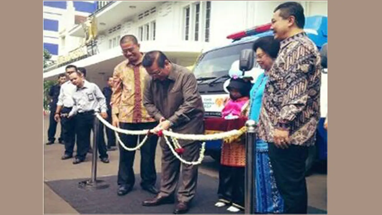 Pulau-Pulau Terluar Kini Didatangi Mobil Klinik Gratis