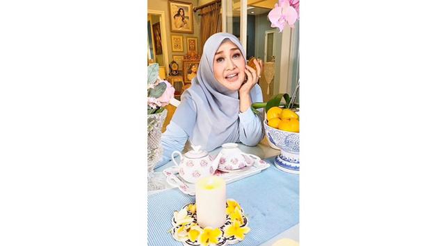 6 Potret area belakang rumah Paramitha Rusady, elegan dan bernuansa klasik