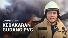 Kebakaran yang melanda area gudang PVC di Penjaringan, Jakarta Utara. Tak hanya menghanguskan bangunan, empat mobil yang berada di lokasi juga ludes terbakar.