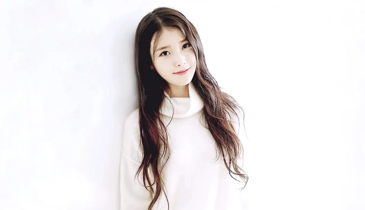 IU menjadi salah satu artis yang bersinar di ajang Golden Disc Awards 2018 pada hari pertama. (Foto: koreaboo.com)