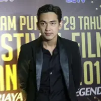 Adipati Dolken tidak terlalu pilah pilih dalam ambil peran di sebuah film. Menurutnya, setiap karakter punya elemen yang bisa ia kembangkan.