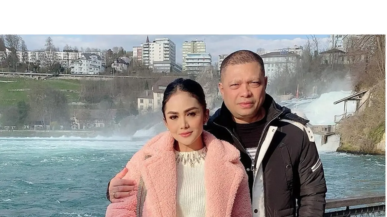 7 Potret Jadul Krisdayanti, Penampilannya Curi Perhatian