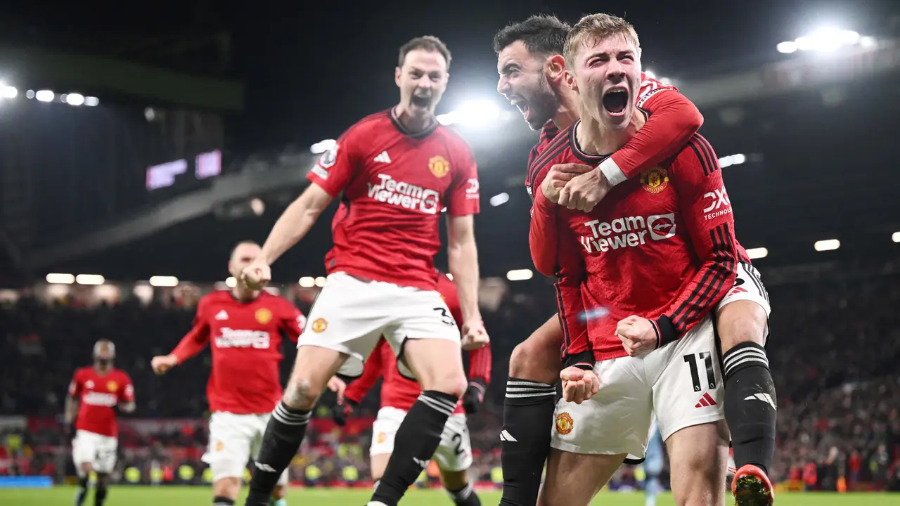 Foto: Momen Emosional Rasmus Hojlund Cetak Gol untuk MU, Penantian Panjang 1000 Menit Lebih Tuntas Tadi Malam