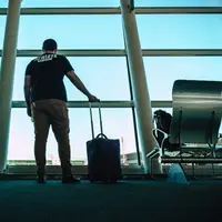 Simak aturan terbaru perjalanan internasional untuk antisipasi varian covid-19 omicron. (pexels/victor freitas).