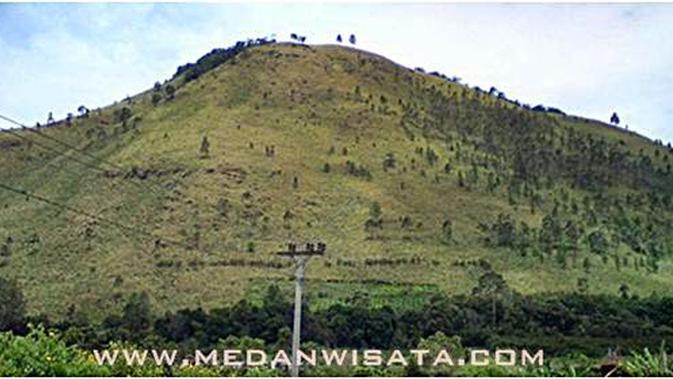 bukit sipiso piso