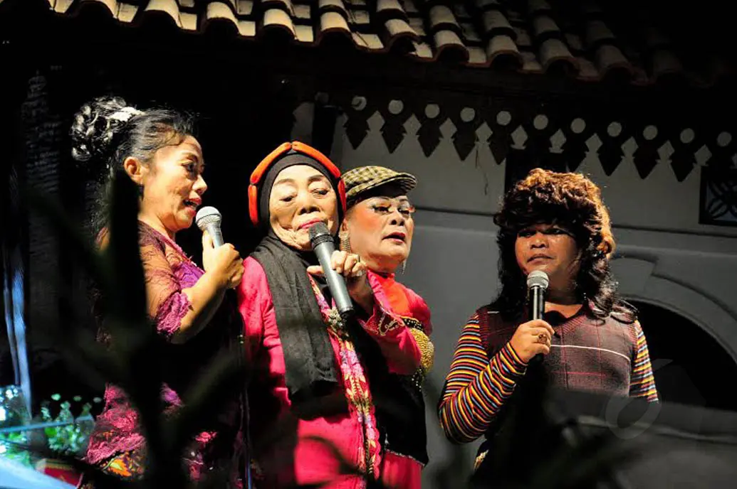 Lenong yang merupakan seni teatrikal komedi Betawi ini telah ada sejak jaman kolonial Belanda (Liputan6.com/Faizal Fanani)