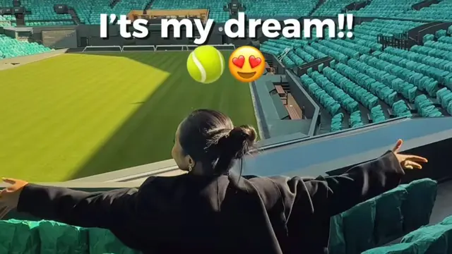Ekspresi haru Yura Yunita di Wimbledon. (credit:instagram.com/yurayunita)