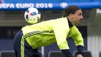 Zlatan Ibrahimovic akan memimpin lini depan Swedia saat melawan Republik Irlandia. (JONATHAN NACKSTRAND / AFP)