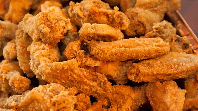 Sayap Ayam Bisa Tumbuhkan Sel Kanker Pada Wanita?
