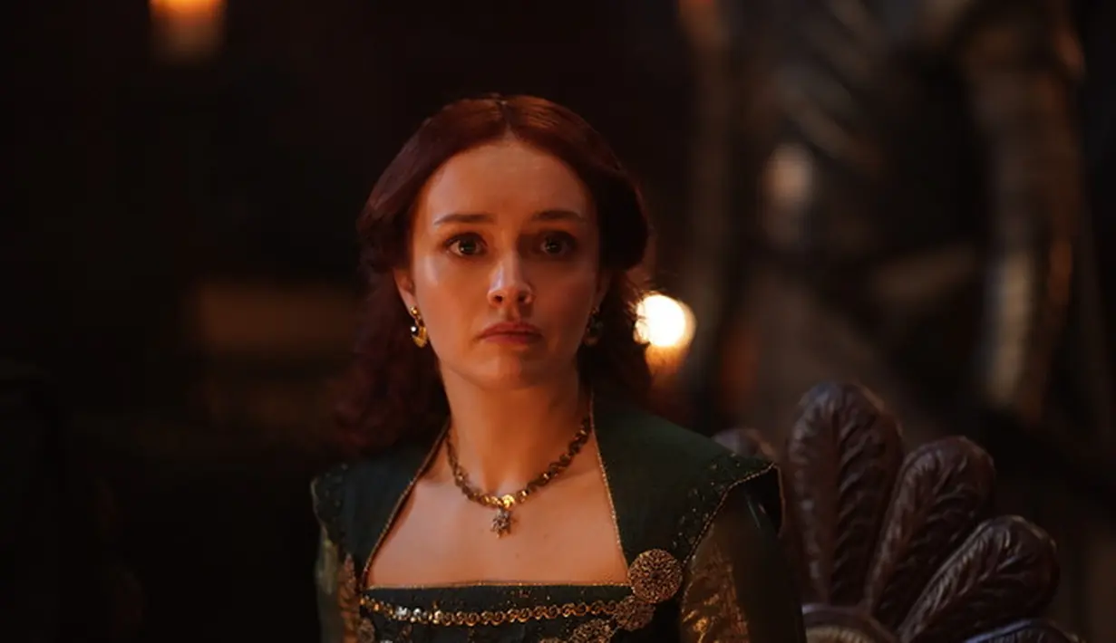 Olivia Cooke sebagai Alicent Hightower dalam House of the Dragon. (Foto: Ollie Upton / HBO)