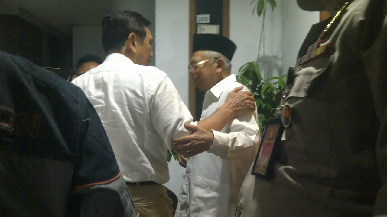 Menko Luhut temui Ketua Umum MUI Ma'ruf Amin