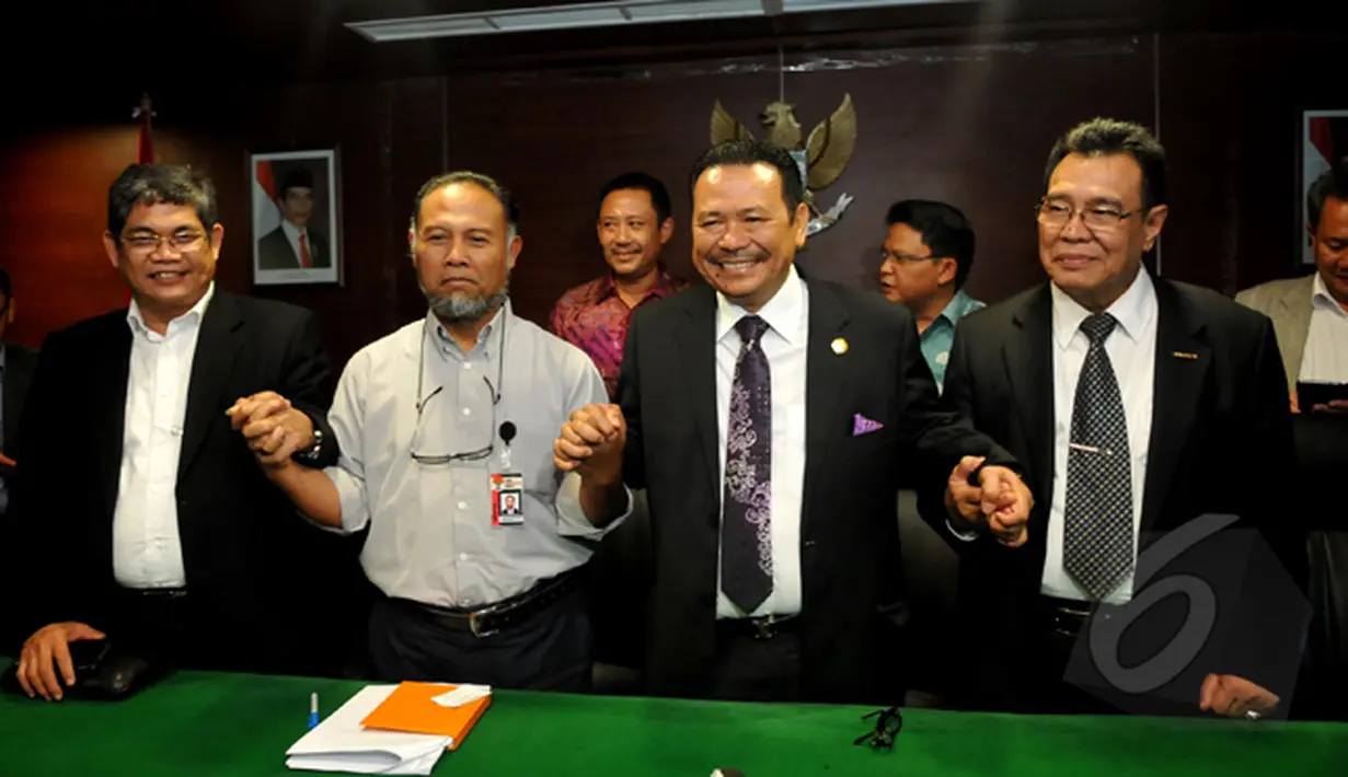 Wakil Ketua KPK Bambang Widjojanto mendatangi Perhimpunan Advokat Indonesia (Peradi), Jakarta, Kamis (5/2/2015). (Liputan6.com/Johan Tallo)