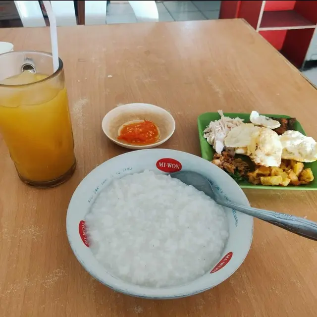 6 Potret Bubur Ayam Dipisah Ini Nyeleneh, Bikin Makan Jadi Ribet