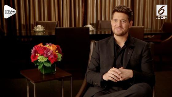 VIDEO: Michael Buble Membantah Rumor Pensiunnya