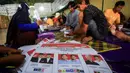 KPU Bantul menargetkan awal Februari semua kertas suara Pemilu selesai menjalani pelipatan. (DEVI RAHMAN/AFP)
