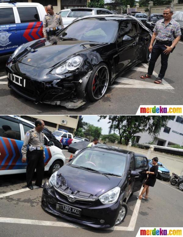 Porsche Panamera vs Daihatsu Sirion