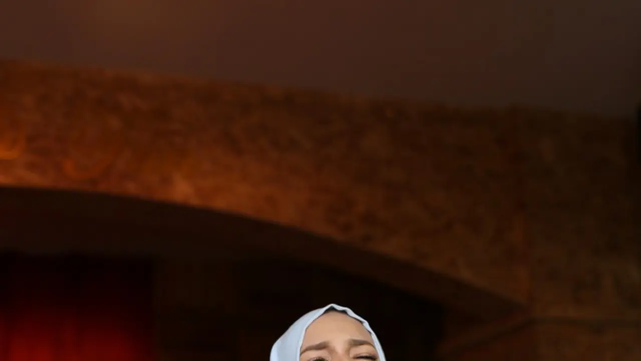 Dewi Sandra