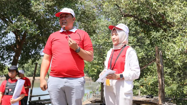 Yayasan WINGS Peduli Gelar Aksi Bersih Sungai Wonorejo di Jawa Timur