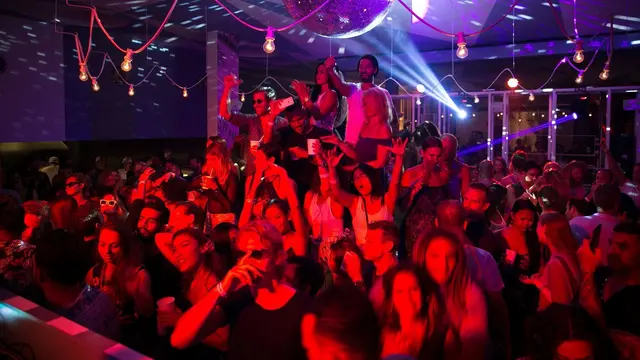 Pesta pergantian tahun di Da Maria, Bali