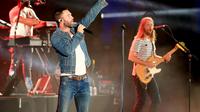 Melansir US Weekly, terlihat pengumuman pembatalan konser pada situs resmi Maroon 5, “Pertunjukkan Maroon 5’s di The XL Center, Hartford, Senin ini, 19 September. Bagi yang sudah membeli tiket, uang akan dikembalikan”. (AFP/Bintang.com)