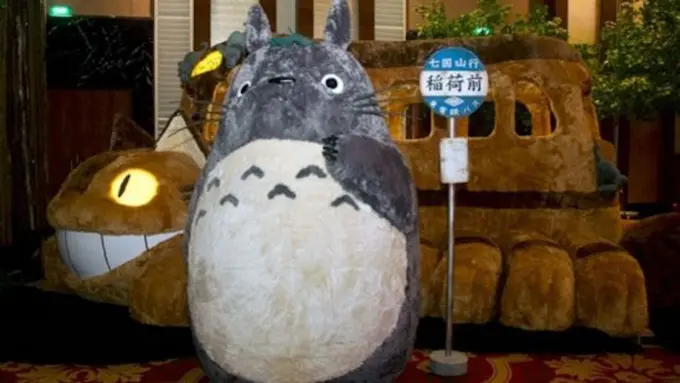 Totoro dan nekobuso / copyright merdeka.com/ Djoko Poerwanto