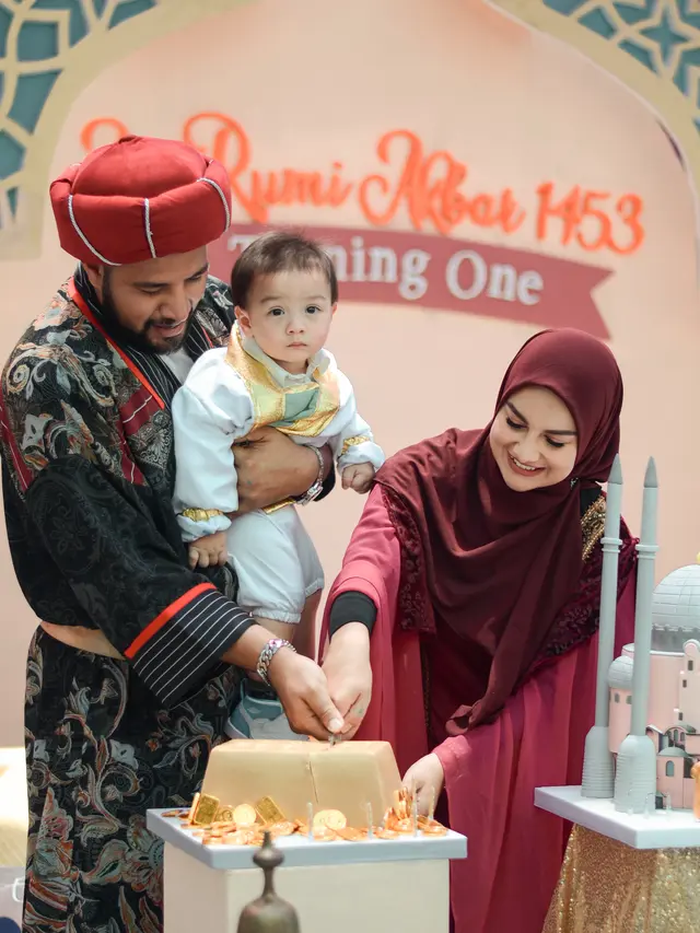 Ammar Zoni dan Irish Bella.