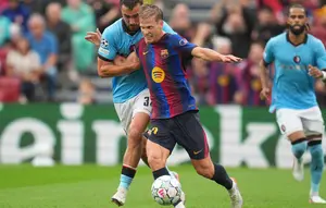 Barcelona 5-1 Feyenoord: Mengulas Kontribusi Para Gelandang