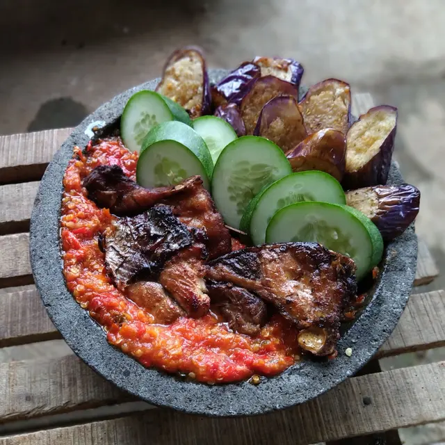 Resep Pari Goreng Penyet Sambal Terasi Lifestyle Fimela Com
