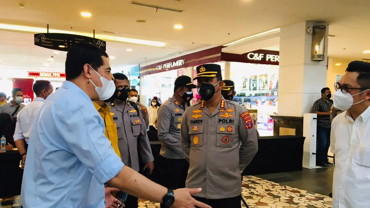 Vaksinasi COVID-19 di Mal Balikpapan Kaltim.