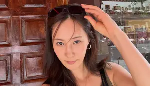 Gaya Simpel Yuri Girls Generation Jadi Sorotan, Kacamata Rp24 Ribuan Disangka Barang Mewah