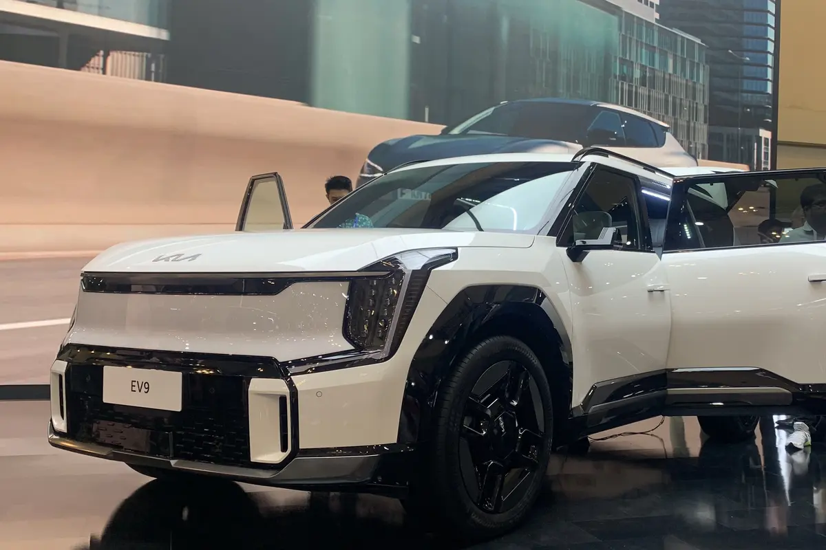Mobil Listrik Kia EV9