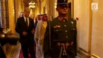 Arab Saudi menahan 11 pangerang yang diduga terlibat dalam tindak korupsi.